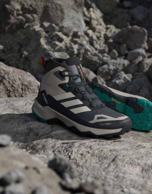adidas Performance Terrex Skychaser AX5 mid gore-tex climawarm scarponcini da trekking beige e neri, 6 di 7