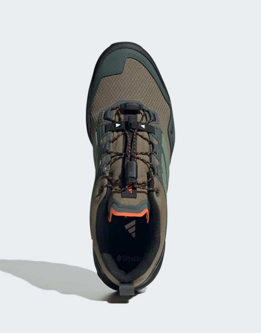 adidas Performance Terrex Skychaser Gore-Tex chaussures de randonnée en kaki et marron, 2 de 7