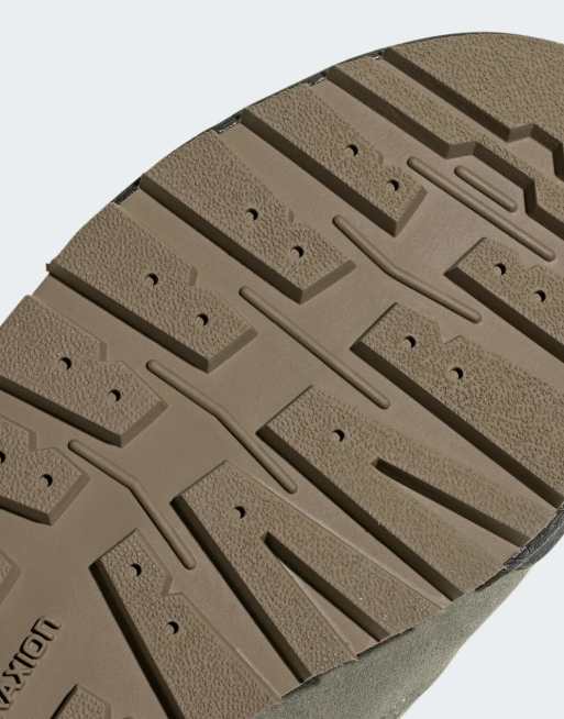 adidas Performance Terrex Snowpitch Climawarm Wandersneaker in Khaki und Schwarz, 3 von 7