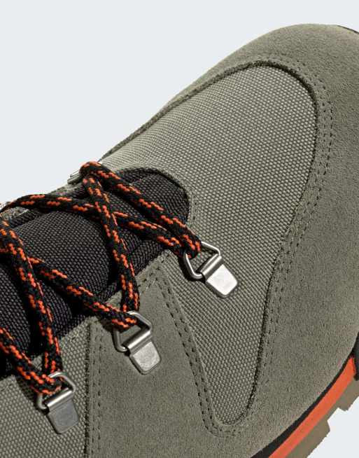 adidas Performance Terrex Snowpitch Climawarm Wandersneaker in Khaki und Schwarz, 4 von 7