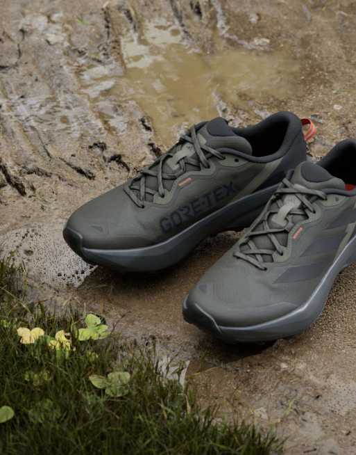 adidas Performance Terrex Tracefinder Plus Gore-Tex trail-løbesko i khaki og sort, 3 af 7