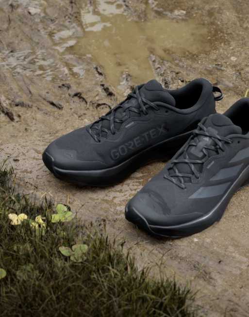 adidas performance Terrex Tracefinder Plus Gore-Tex Trail-Running-Schuhe in Core Black / Grey Five / Core, 3 von 7
