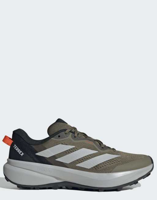 adidas performance Terrex tracefinder plus scarpe da corsa trail in olive strata / grey two, 1 di 7
