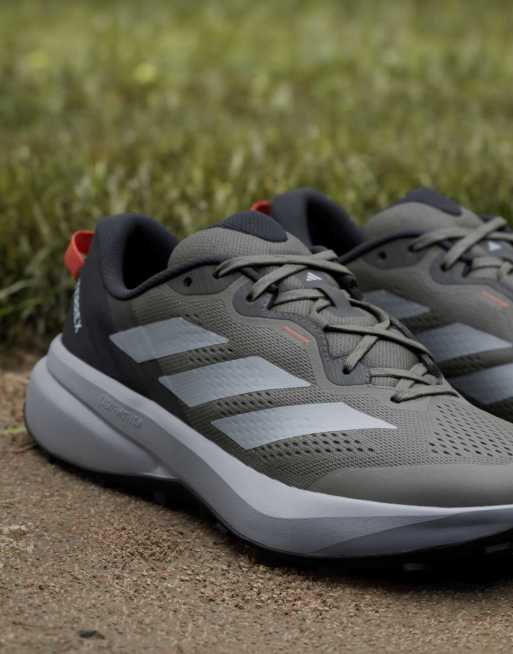 adidas performance Terrex tracefinder plus scarpe da corsa trail in olive strata / grey two, 7 di 7