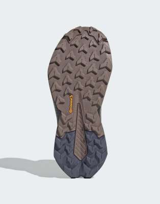 adidas Performance - Terrex Trailmaker 2.0 - Mittelhohe Wanderschuhe aus GORE-TEX In Taupe-Oxid / Core Black-Brown