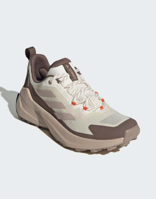 adidas Performance Terrex trailmaker 2.0 Wanderschuhe in Wollweiß und Braun, 6 von 7