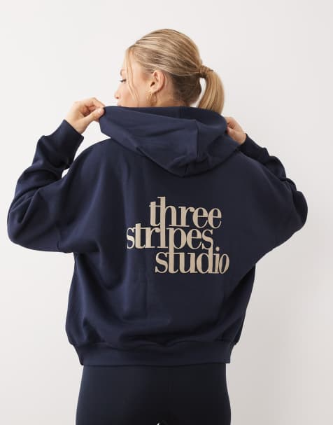 adidas Performance – Three Stripes Studio – Granatowo-kremowa bluza z kapturem - view 1