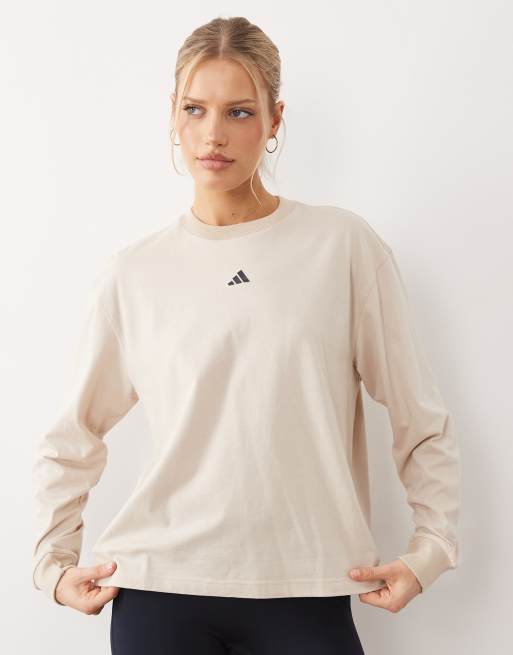 adidas Performance – Three Stripes Studio – Langärmliges Oberteil in Steinbeige und Marineblau mit den drei Streifen, 3 von 4