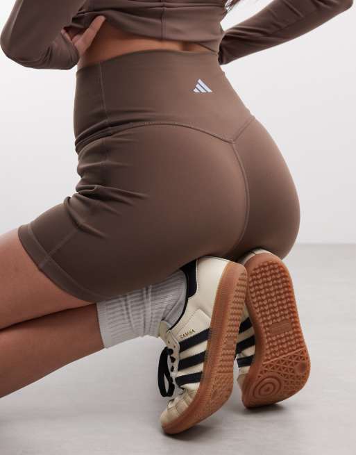 adidas Performance Three Stripes Studios Booty-Shorts in Braun, 4 von 5
