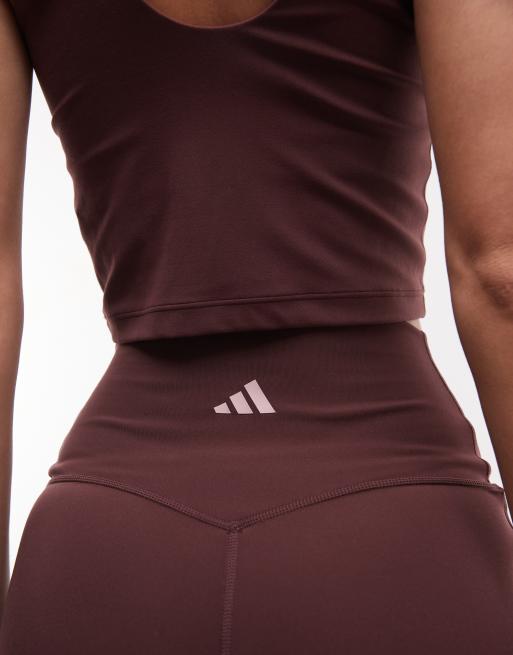 adidas Performance Three Stripes Studios crossover-shorts i burgundy, 3 af 5