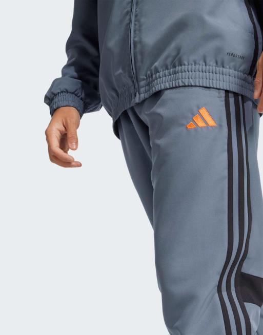 adidas performance - Tiro 25 - Essentials - Geweven broek in team onix / super oranje, 2 van 5