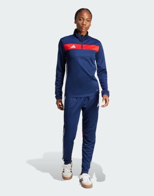 adidas Performance - Tiro 25 Essentials - Trainingsanzug in Team Navy / Rot-Blau