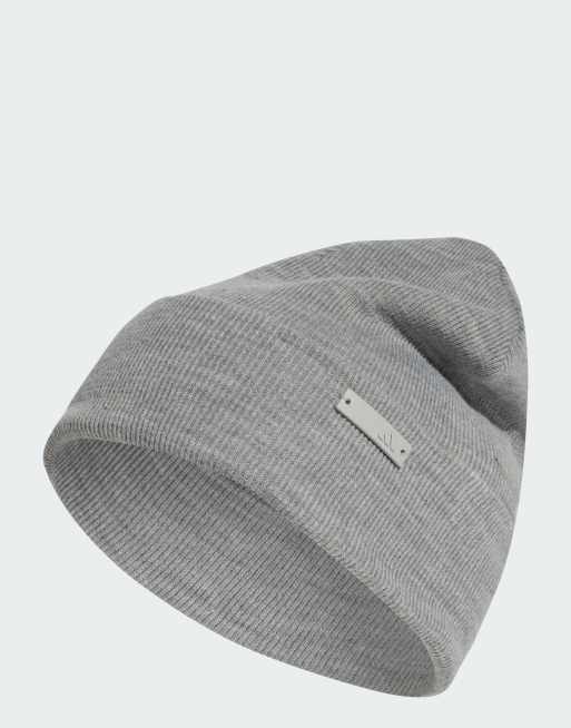 adidas Performance – Tonal – Beanie in Mittelgrau meliert