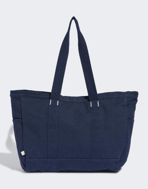 adidas Performance – Tragetasche aus Canvas in Night Indigo/Elfenbeinweiß, 4 von 4