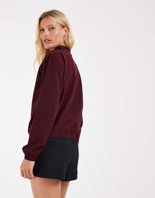 adidas performance Train essentials 3-stripes vävd uppvärmningsjacka i maroon / white, 4 av 4