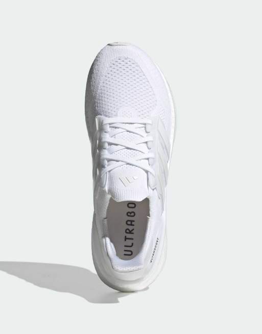 adidas performance Ultraboost 5 shoes in cream, 3 of 5