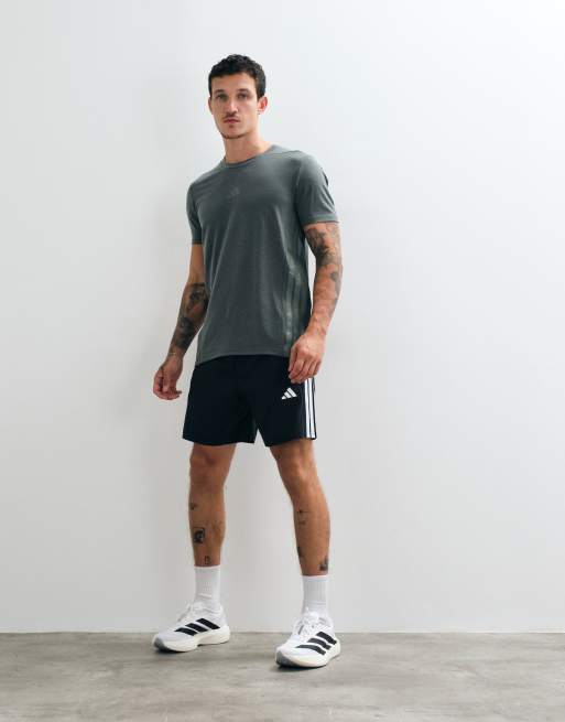 adidas Performance Workout essentials Base szorty tkane z 3 paskami w kolorze czarnym, 3 z 5