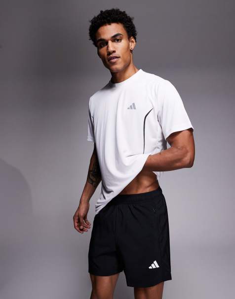 adidas Performance – Workout Essentials – Gewebte Basic-Shorts in Schwarz - view 1