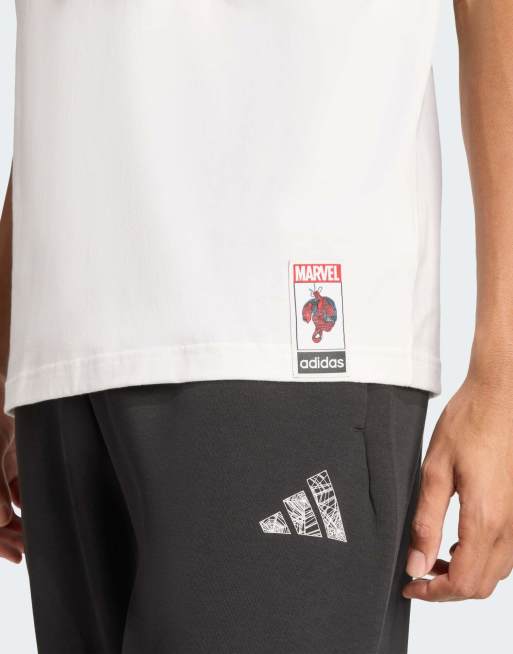 adidas Performance x Marvel - T-shirt à imprimé Spiderman et logo motif toile - Blanc, 3 de 4