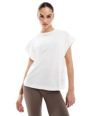 adidas Performance - Yoga-T-Shirt in Weiß