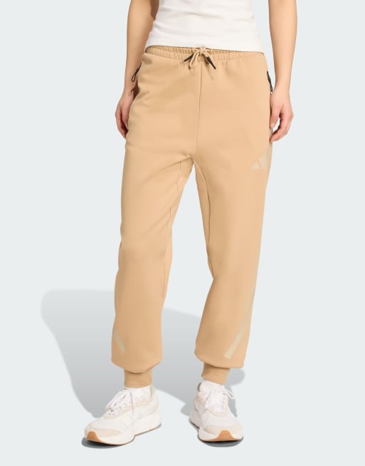 adidas performance - Z.N.E. - Broek in warme zandsteenkleur