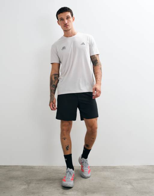 adidas Running adi365 7-Zoll Shorts mit 3 Streifen in Schwarz, 2 von 5