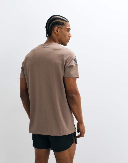 adidas Running adi365 T-shirt i khaki brun, 3 af 5