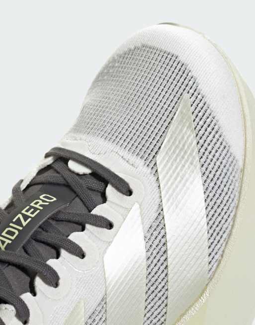 adidas Running Adizero EVO SL sneakers in bianco sporco e oro, 4 di 5