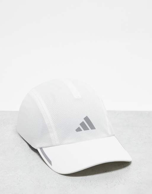 adidas Running – Aeroready – Biała czteropanelowa czapka z daszkiem z siateczki