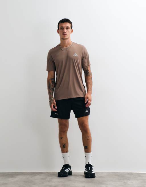 adidas Running Essential Run t-shirt in khaki, 3 of 5