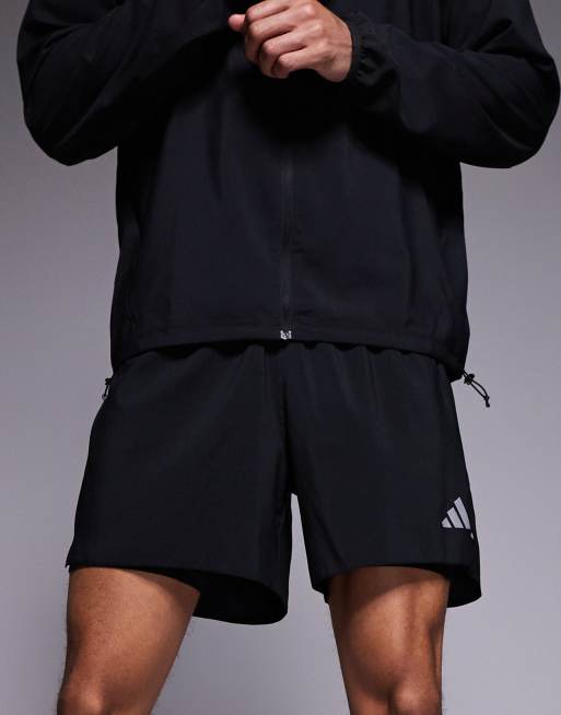 adidas Running – Essentials – 2-in-1-Shorts in Schwarz, 4 von 5