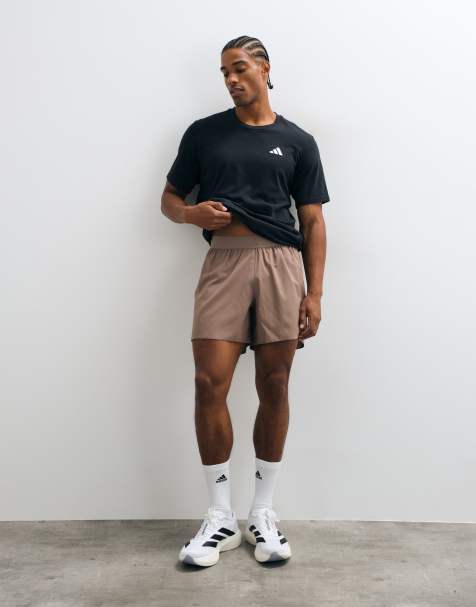 adidas Running Essentials shorts i khaki - view 1