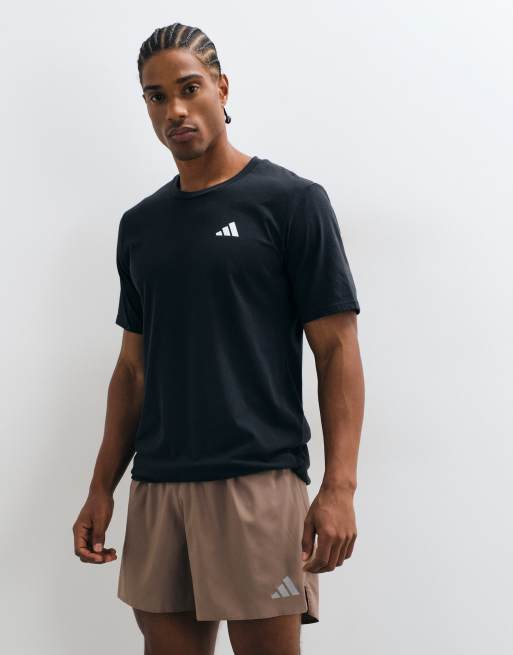 adidas Running Essentials shorts i khaki, 2 af 5