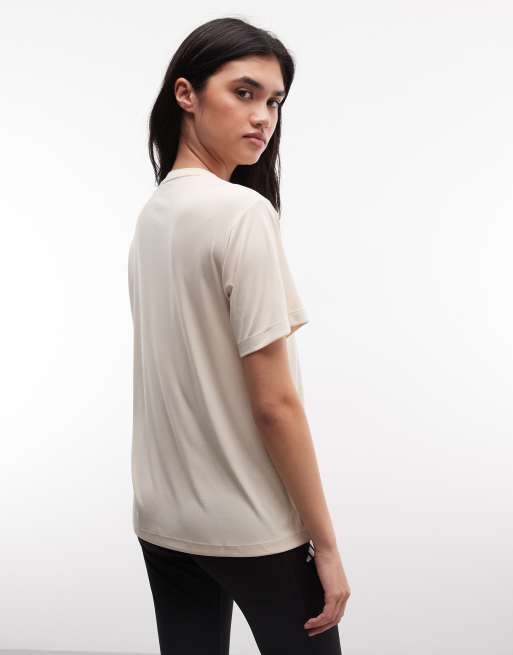 adidas Running Essentials T-shirt in stone, 4 di 5