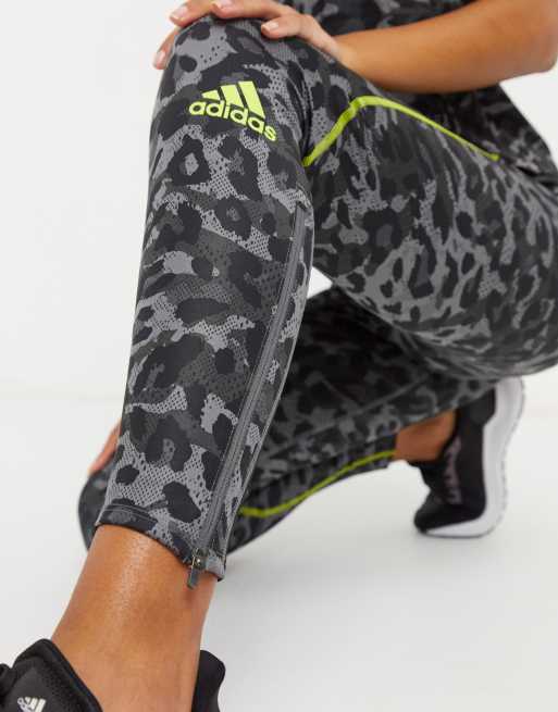 adidas Running - Grå leggings i leopardprint
