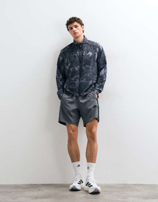adidas Running graphic jacket in black and grey, 2 of 5