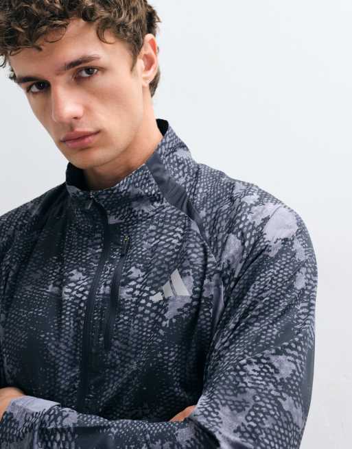 adidas Running graphic jacket in black and grey, 3 of 5