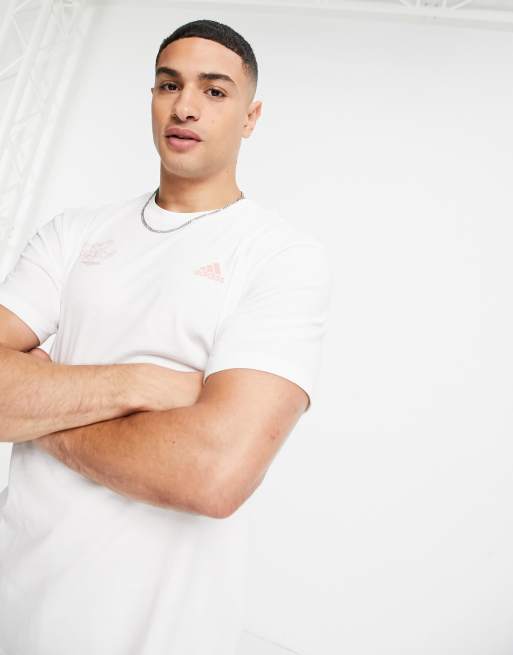 adidas Running - Hvid T-shirt med 'Run Smile Repeat'-print bagpå, 3 af 4