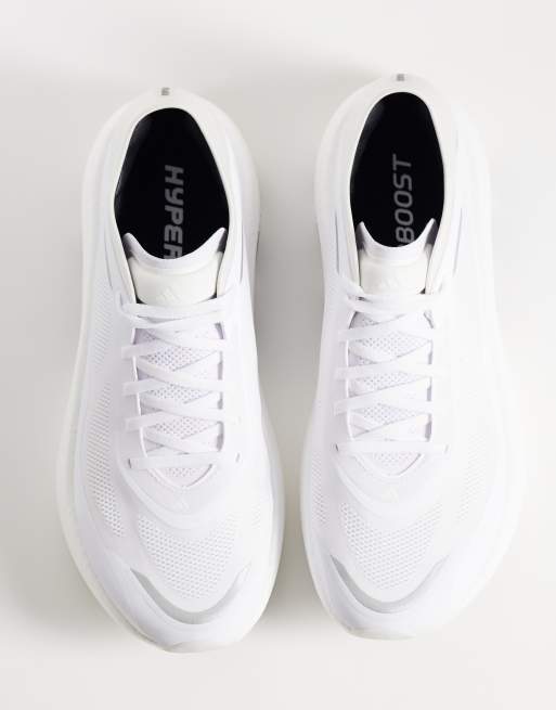 adidas Running Hyperboost Run sneakers i vitt och svart, 2 av 5