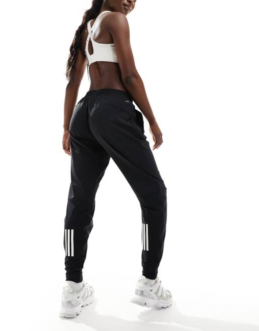 adidas Running Own The Run Jogginghose in Schwarz ASOS