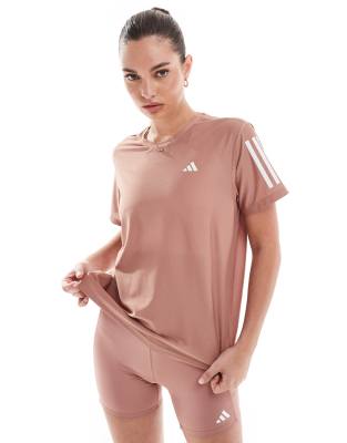 adidas Running - Own The Run - Lauf-T-Shirt in Warmer Ton-Braun