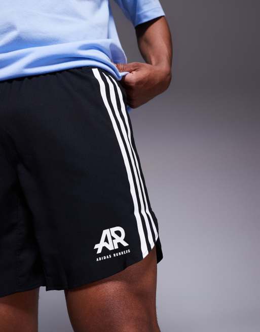 adidas Running – Own The Run – Shorts in Schwarz mit den 3 Streifen, 3 von 5