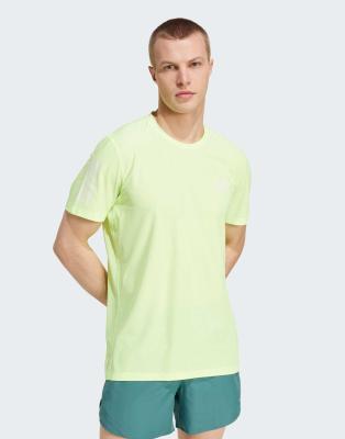 adidas Running – Own The Run – T-Shirt in leuchtendem Gelb - view 1