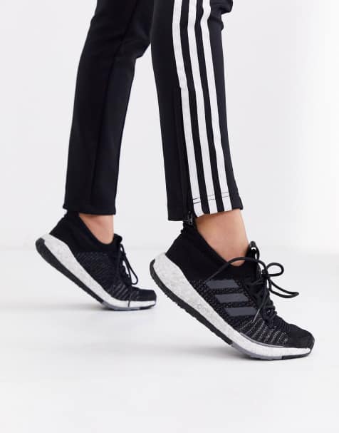 adidas Running Pulesboost HD trainers in black - view 1