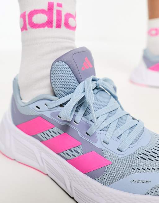 adidas Running – Questar 2 – Sneaker in Blau und Rosa, 3 von 4