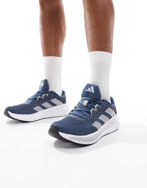 adidas Running – Questar 3 – Marinblå och silverfärgade träningsskor, 3 av 5