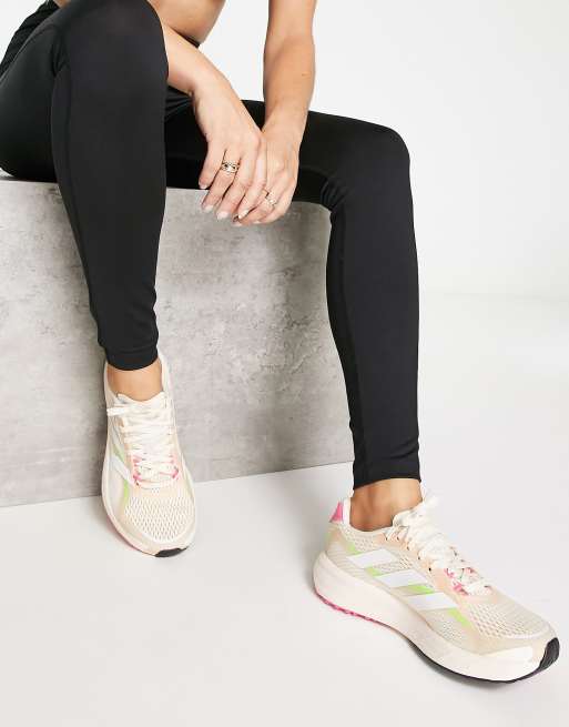 adidas - Running SL20.3 - Baskets avec détails roses et verts - Beige