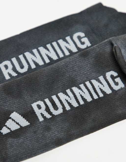 adidas Running socks with back print in grey tie dye, 2 of 3