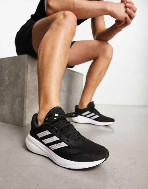adidas Running - Supernova 3 Sneakers i sort og hvid