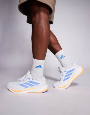 adidas Running – Supernova Rise 2 – Sneaker in Weiß, Blau und Orange - view 1